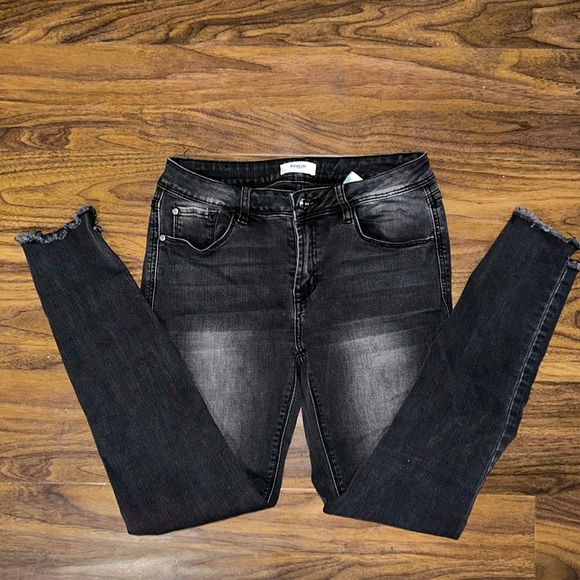 Kensie dark wash jeans - Picture 1 of 7